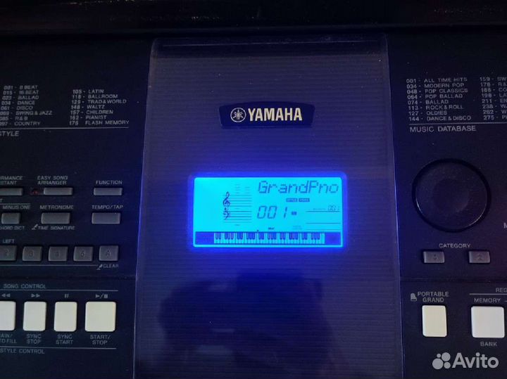 Синтезатор Yamaha PSR-E423