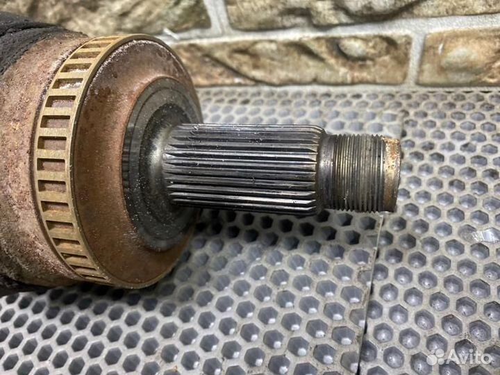 Полуось передняя правая Land Rover Range Rover