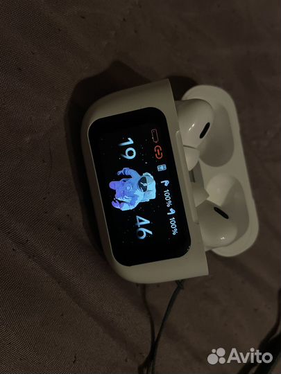 Наушники с сенсорным экраном