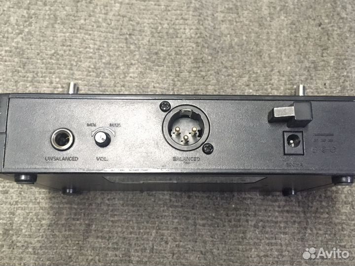 Радиомикрофон Audio-technica