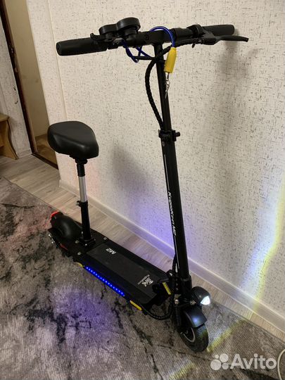 Электросамокат KugooKirin M2
