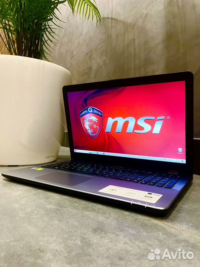 Игровой Asus i5-7200U/GeForce 150MX 4GB/FHD/1TB