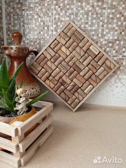 Панно из винных пропок