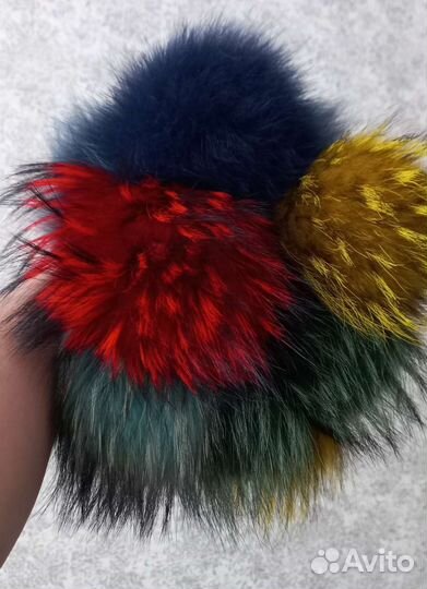Меховые помпончики