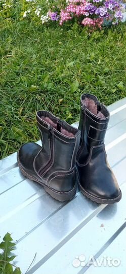 Сапоги для девочки. 28 размер