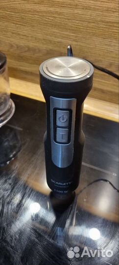 Блендер погружной scarlett