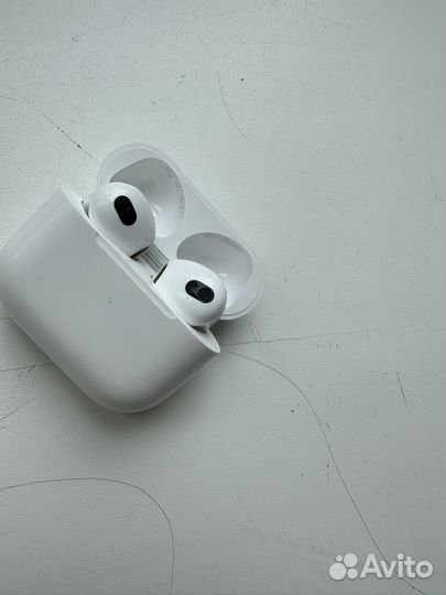 Наушники apple airpods 3 в хорошем состоянии