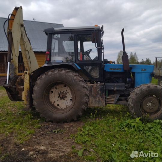Экскаватор-погрузчик Дорэлектромаш ДЭМ-1142 с поворотным отвалом, 2008