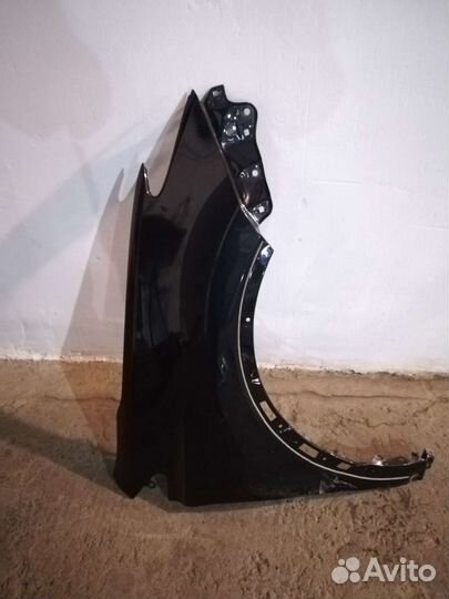 Крыло переднее правое Toyota Rav4 40