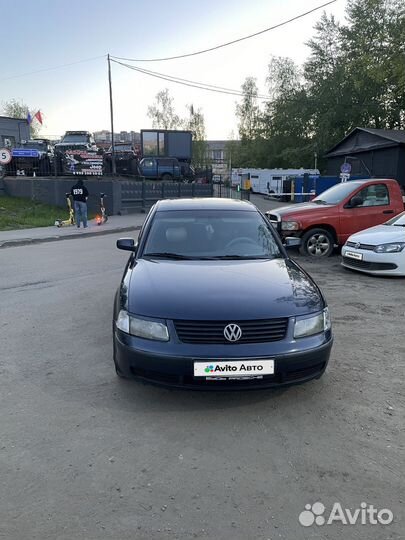 Volkswagen Passat 1.6 МТ, 1997, 266 000 км