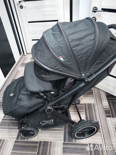 Прогулочная коляска