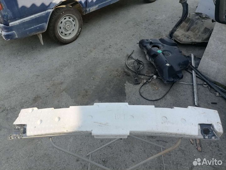 Усилитель заднего бампера Toyota Camry С40