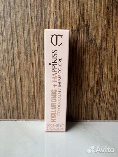 Charlotte Tilbury Hyaluronic Crystal Happikiss