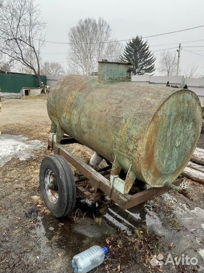 Бочка для воды на колесах
