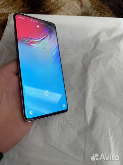 Samsung Galaxy S10 5G Single sim, 8/256 ГБ