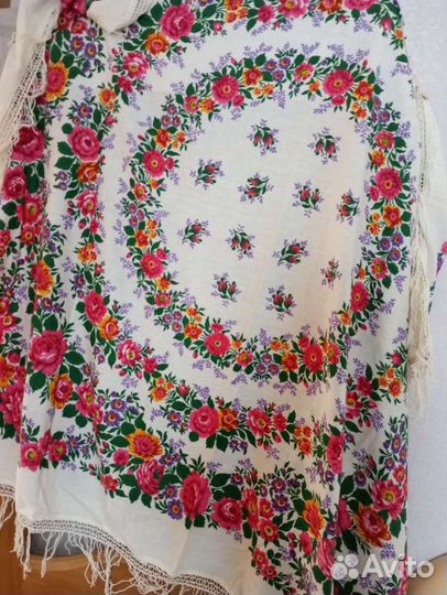 Платок большой