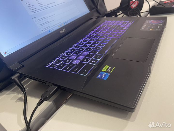 Игровой ноутбук MSI Katana 17 i712650H RTX4050 6GB