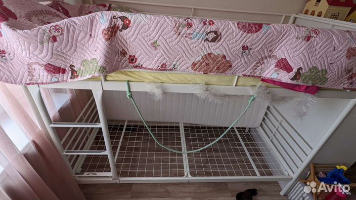 Двухярусная кровать IKEA Свэрта