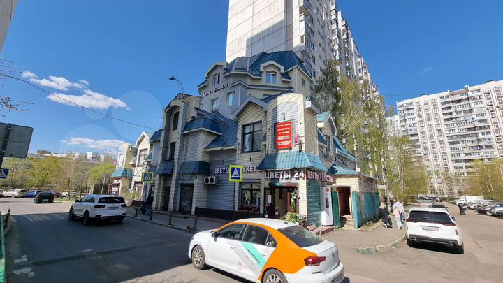 Продажа здания с арендаторами