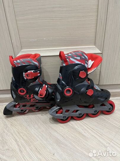 Роликовые коньки размер 30-32 и комплект защиты