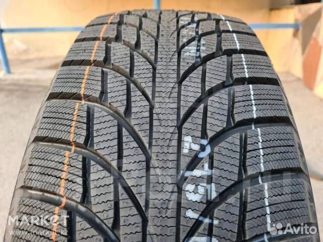 Kumho WinterCraft Ice Wi51 215/55 R16 97T