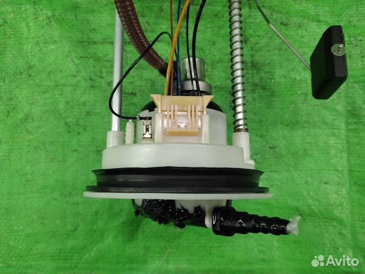 Топливный насос / бензонасос Audi Q5 2008-2012