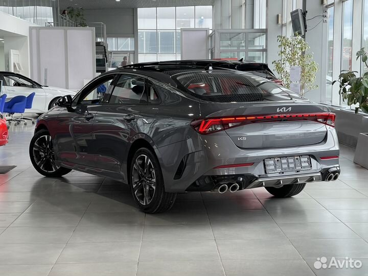 Kia K5 2.0 AT, 2023