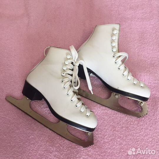 Фигурные коньки Axel Италия р.32