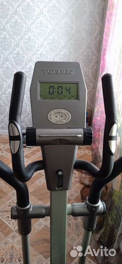 Эллиптический тренажер torneo