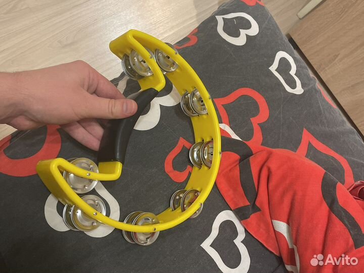 Бубен, тамбурин