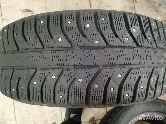 Bridgestone ice cruiser 7000s 205/55 r16 91t. 205 55 r16 bridgestone ice cruiser 7000. Бриджстоун 7000 шипованная. Автомобильная шина firestone ice cruiser 7 205/55 r16 91t зимняя шипованная. Бриджстоун айс 7000s.