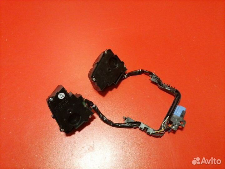 Блок кнопок на руль Lexus Lx570 URJ201L 3UR-FE