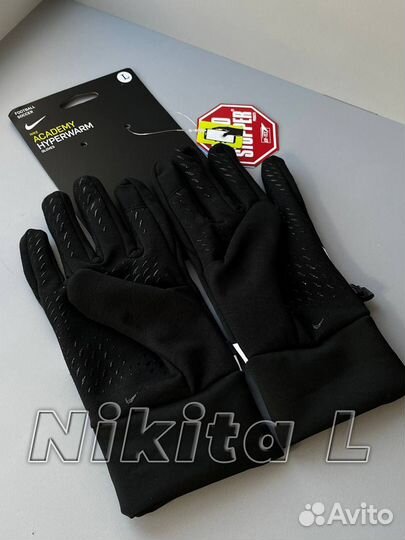 Перчатки Nike Hyperwarm