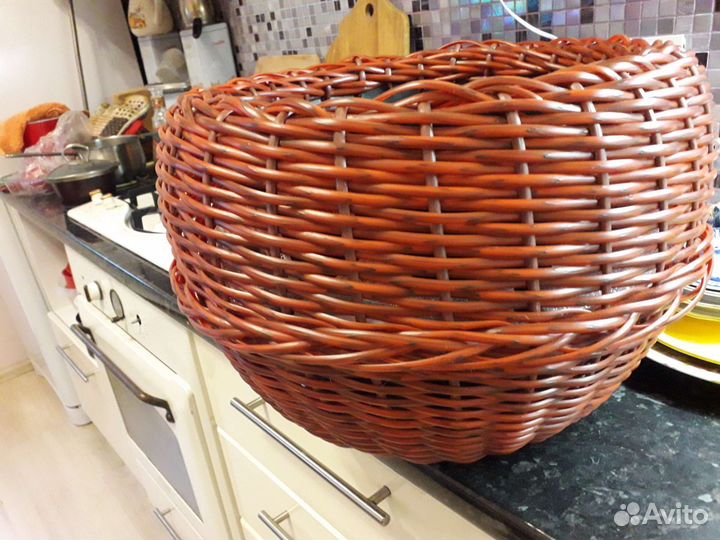 Кашпо из искусственного ротанга