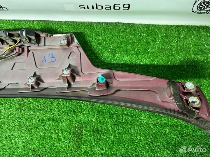 Накладка двери багажника Subaru Outback BRF EZ36