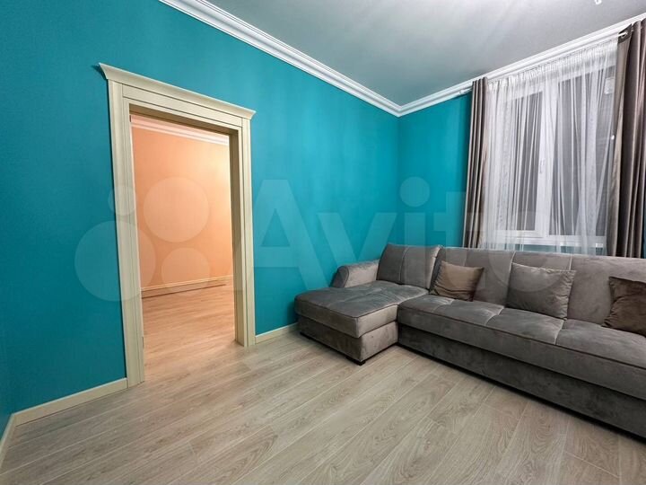 3-к. апартаменты, 80 м², 1/22 эт.