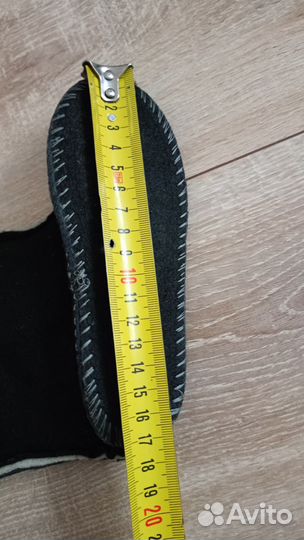 Резиновые сапоги для мальчика р. 25