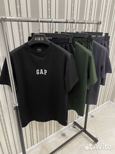 Костюм шорты и футболка GAP