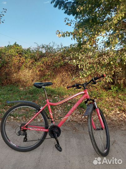 Спортивный велосипед Stels Miss 5000