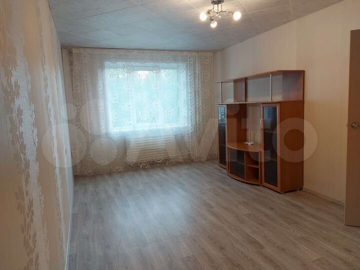 2-к. квартира, 53 м², 2/5 эт.