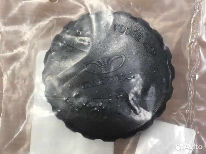 Крышка бачка гур Daewoo Nexia, Lanos