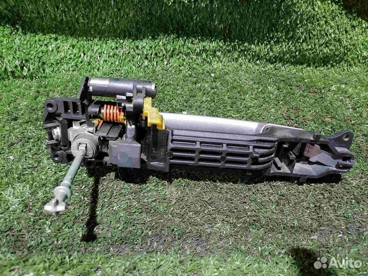 Ручка двери (внешняя) передняя левая Toyota Vitz N