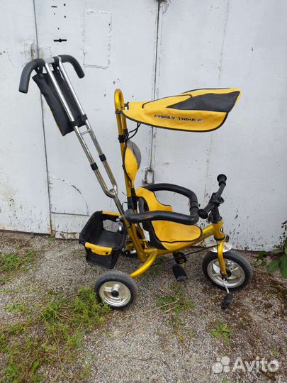 Детский трехколесный велосипед бу