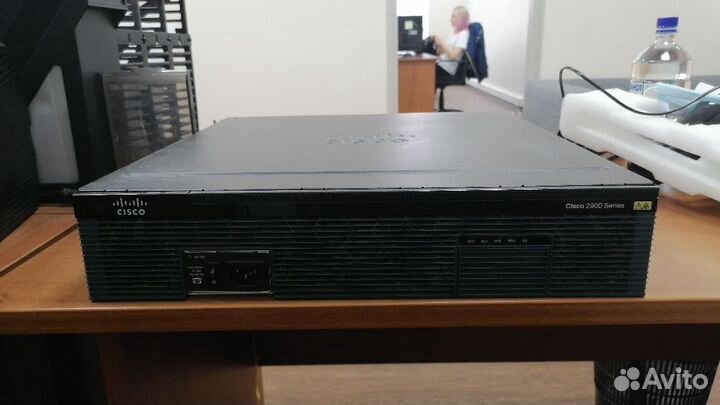 Маршрутизатор Cisco серии 2900 (2951)