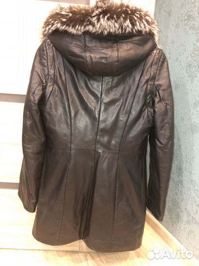 Кожаная куртка с мехом 42