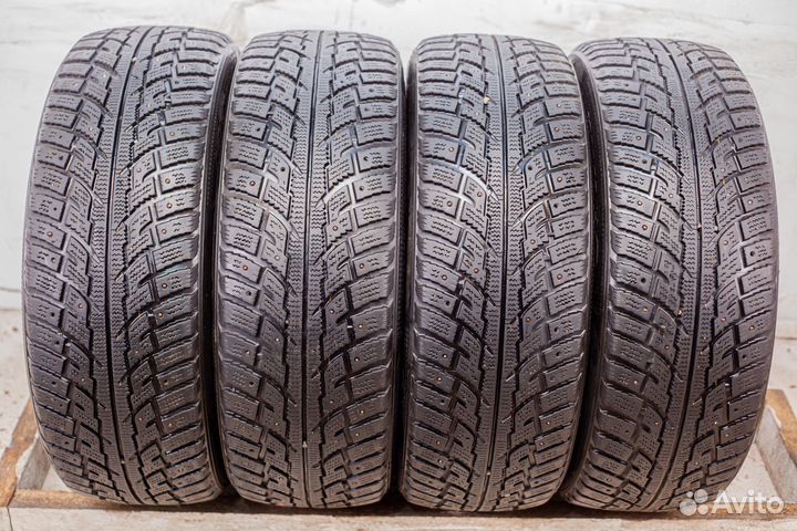 Kumho I'Zen RV Stud KC16 225/60 R17 103T
