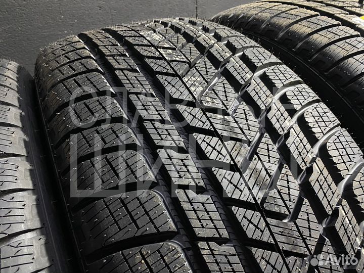 Pirelli Scorpion Winter 325/35 R22 114W