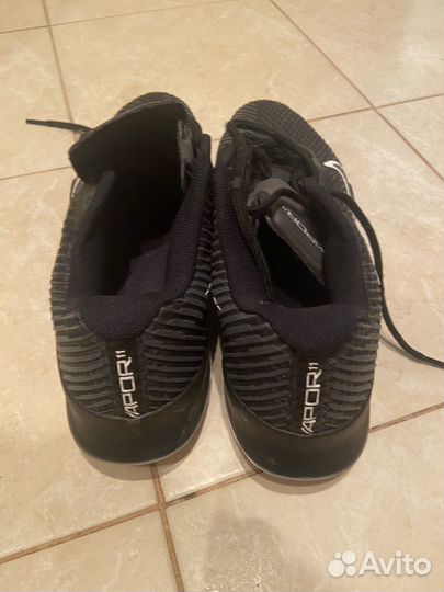 Теннисные кроссовки nike