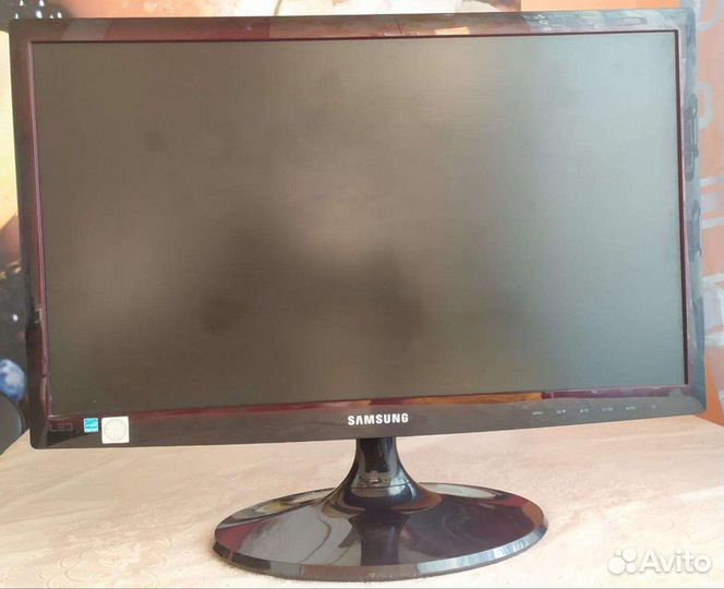Монитор Samsung 21.5 