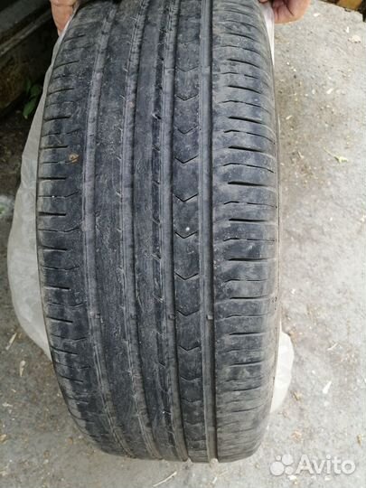 Continental ComfortContact - 5 215/60 R16